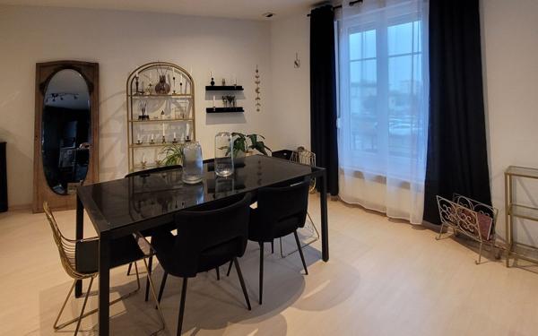 Appartement à louer    3 pièces • 98,70 m2 Châlons-en-Champagne