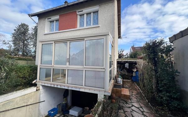 Maison à vendre    4 pièces • 85,40 m2 Le Blanc-Mesnil