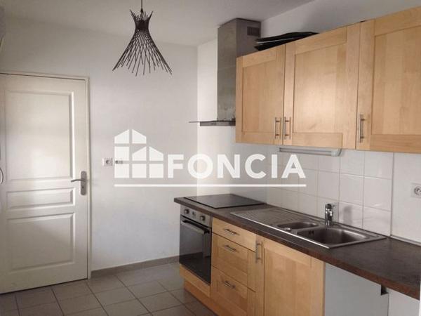 Location Appartement 3 pièces 65.7 m² - 51 RUE DES PONTS DE CE Angers 49000