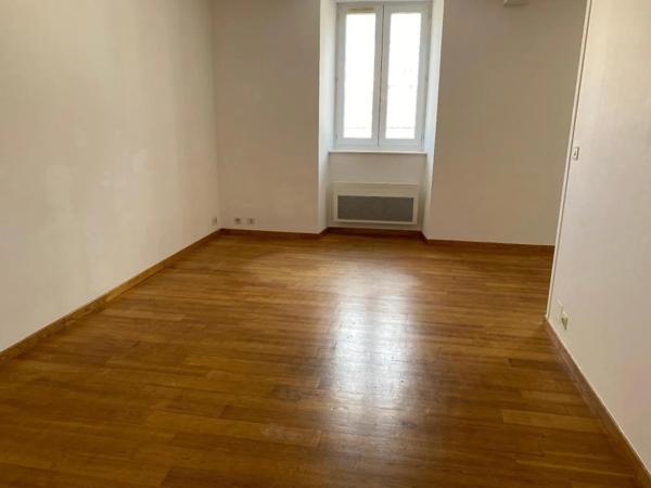 Appartement à louer à Aubenas (07200)