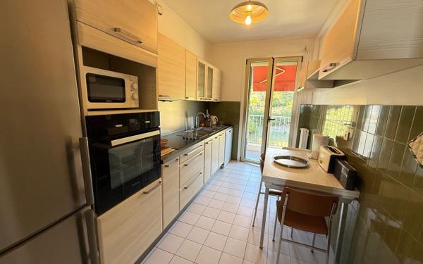 Appartement à louer    3 pièces • 93 m2 Cagnes-sur-Mer