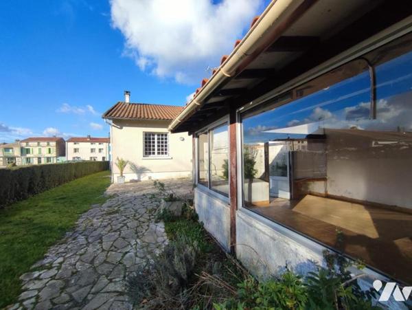 AU COEUR DU MARAIS avec vue sur La Sèvre