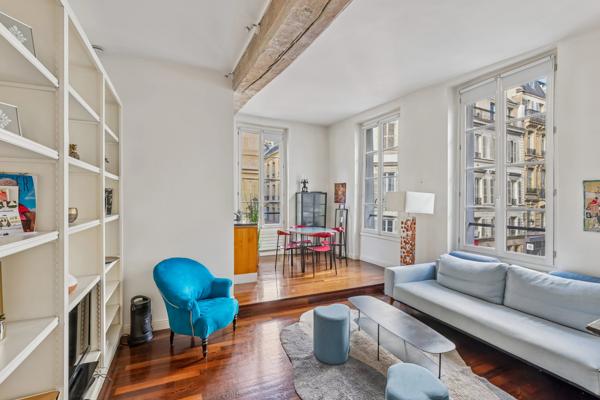 Appartement Paris 7 e - SAINT-THOMAS-D'AQUIN