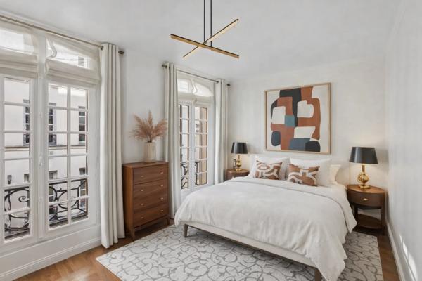 Appartement Paris 7 e - SAINT-THOMAS-D'AQUIN