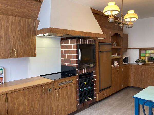 Maison d'architecte avec local professionnel indépendant (idéal professions libérales)