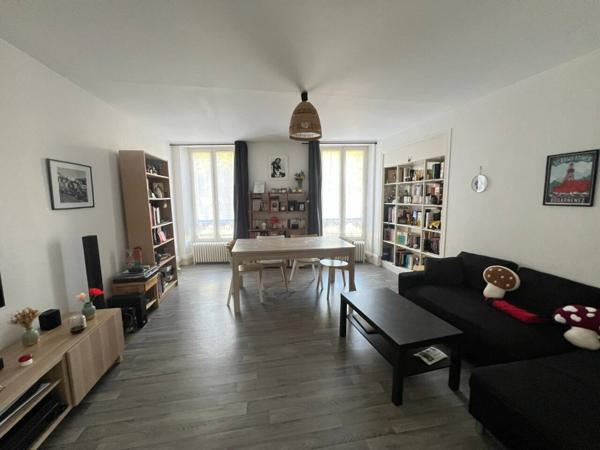 Immeuble à vendre 9 pièces de 206 m²