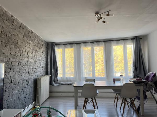 Immeuble à vendre 9 pièces de 206 m²