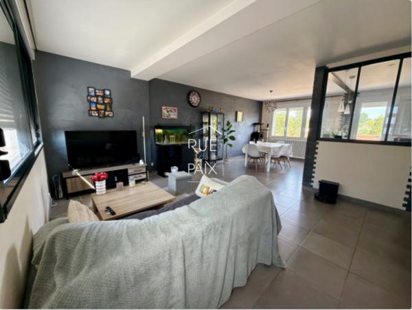 79200 CHATILLON SUR THOUET Maison T5 à louer, Châtillon-sur-Thouet