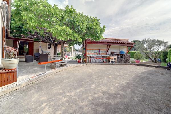 Idéal famille : grande maison avec suite parentale, piscine et grand terrain à Barillargue ! !