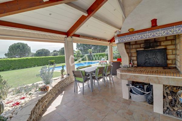 Idéal famille : grande maison avec suite parentale, piscine et grand terrain à Barillargue ! !