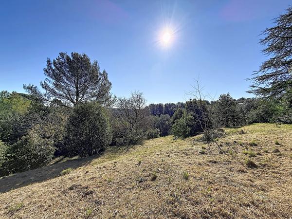 Terrain 2925 m2