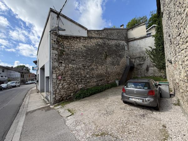 EN EXCLUSIVITÉ – IMMEUBLE DE RAPPORT À NEUVILLE-SUR-AIN