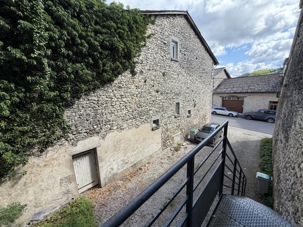 EN EXCLUSIVITÉ – IMMEUBLE DE RAPPORT À NEUVILLE-SUR-AIN