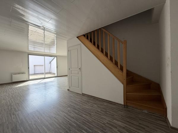EN EXCLUSIVITÉ – IMMEUBLE DE RAPPORT À NEUVILLE-SUR-AIN