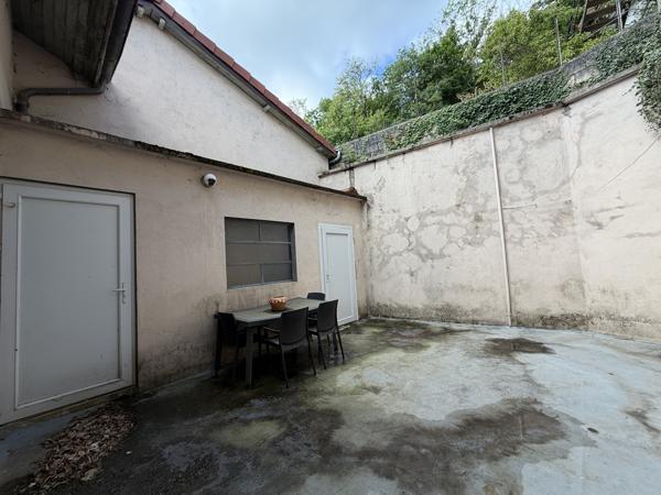 EN EXCLUSIVITÉ – IMMEUBLE DE RAPPORT À NEUVILLE-SUR-AIN