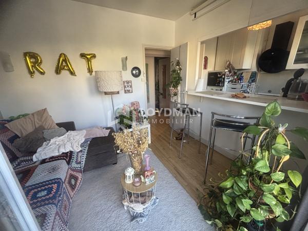 Appartement T3 bis 60,5 m² au 1er étage avec terrasse. vendu loué