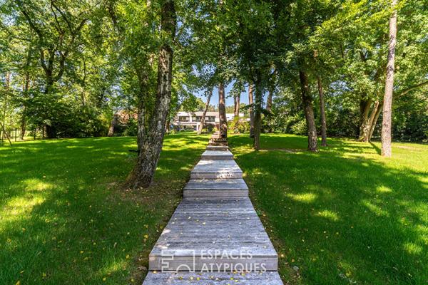Villa d’architecte et son spa privé au coeur d’un parc arboré