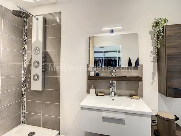 Maison  de village 250 m2