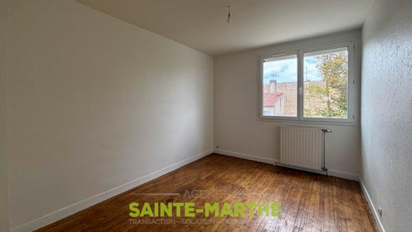 Niort, appartement 3 chambres, balcon, garage. Niort (79000)
