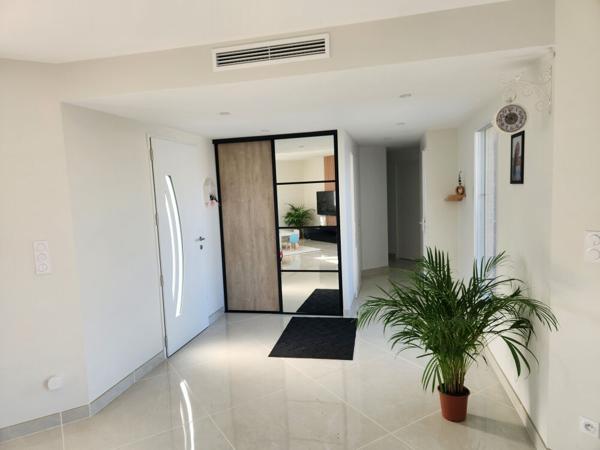 Maison L Isle Jourdain 4 pièce(s) 110 m2