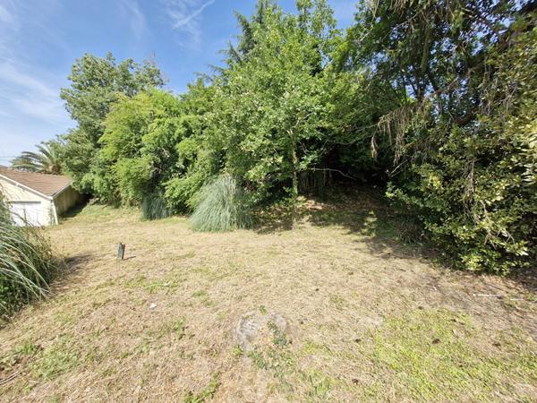 Terrain 444 m2