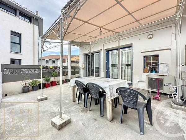 Immeuble à vendre  486 m2 ILLE SUR TET - 66