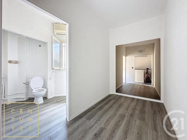 Immeuble à vendre  486 m2 ILLE SUR TET - 66