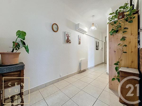 Immeuble à vendre  486 m2 ILLE SUR TET - 66