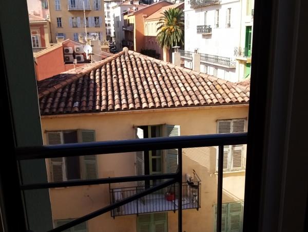 Location Appartement 3 pièces Menton (06500) - ZONE PIETONNE