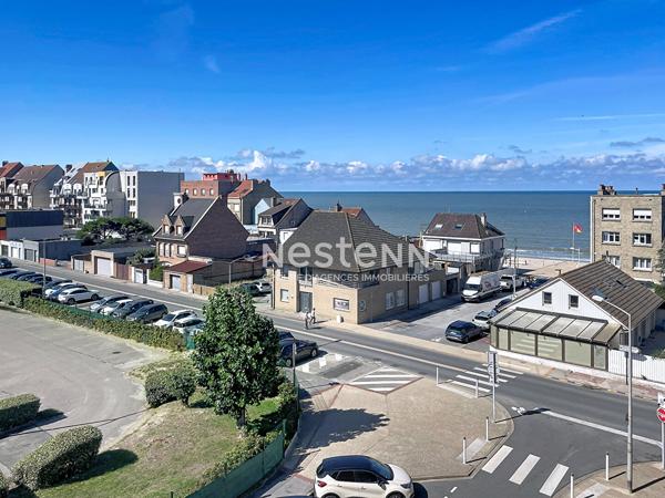 OPPORTUNITÉ RARE À MALO-LES-BAINS ! À seulement 50 mètres de la plage, venez découvrir ce superbe potentiel