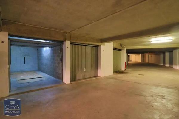 Parking à louer 13.66m²