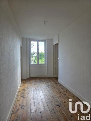 Maison rustique 7 pièces de 202 m² à Rouillac (16170)