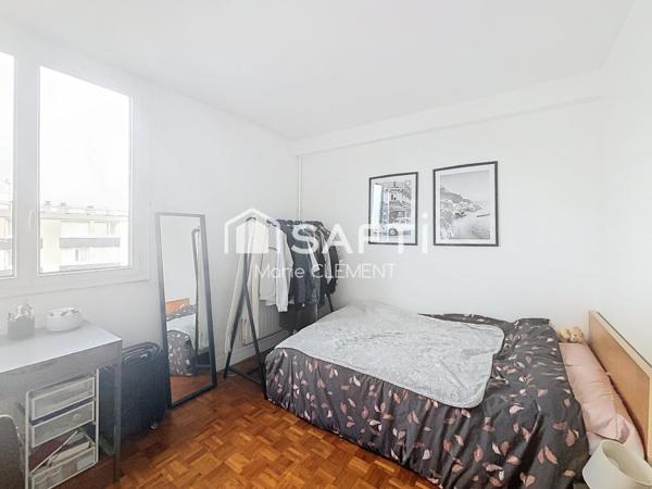 Appartement 4 pièces lumineux avec vu sur les bords de Marne. 3 chambres, place de parking et cave.