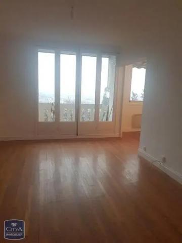Appartement à louer 4 pièces 64m²