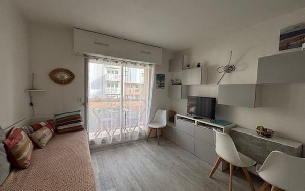 Appartement à louer    1 pièce • 22,36 m2 Arcachon