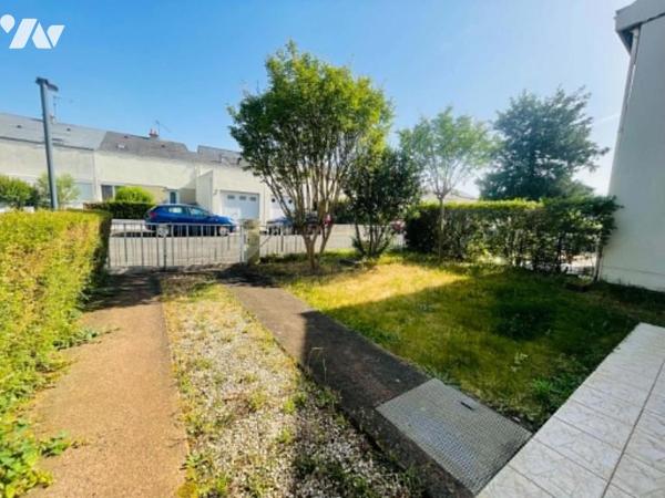 Maison 4 chambres avec garage et jardin proche des commodités 