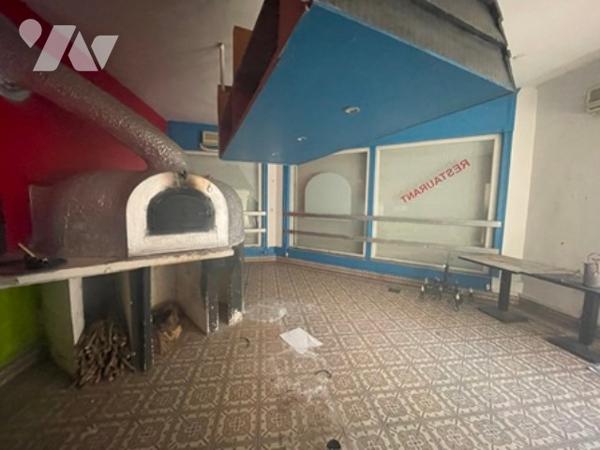 UN IMMEUBLE A USAGE MIXTE