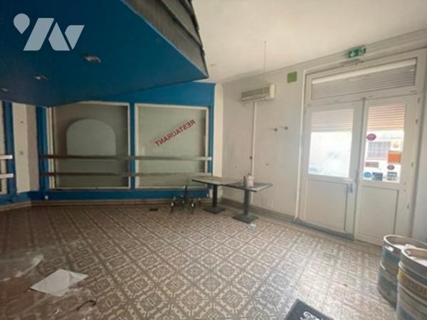 UN IMMEUBLE A USAGE MIXTE