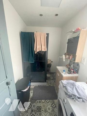 UN IMMEUBLE A USAGE MIXTE