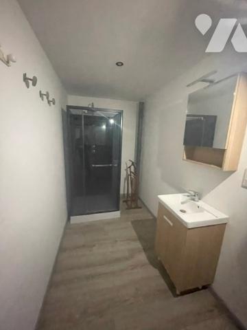 UN IMMEUBLE A USAGE MIXTE