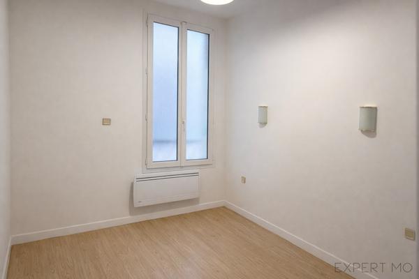 Maisons-Alfort (94700) A 30 mètres de la mairie , F4 atypique , rare dans le secteur