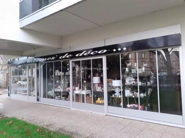 Vente Local commercial 2 pièces à Bagnoles-de-l'Orne-Normandie