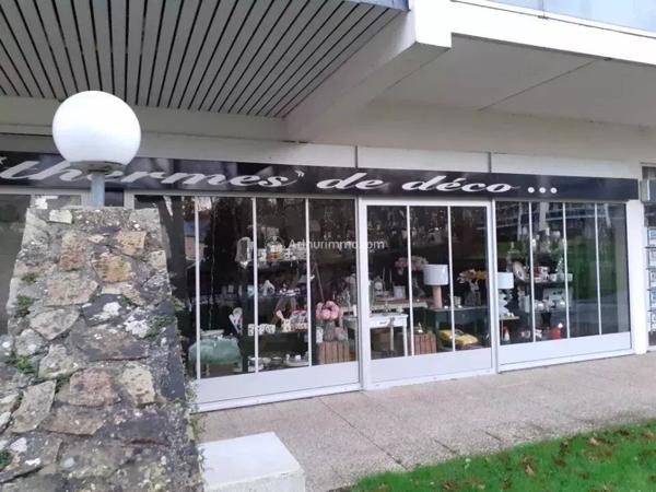 Vente Local commercial 2 pièces à Bagnoles-de-l'Orne-Normandie