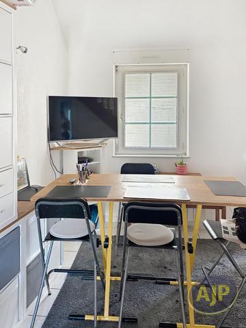Appartement à louer Vannes : 4 pièces, 76m² avec 3 chambre(s) à 967€ - AJP Immobilier Vannes