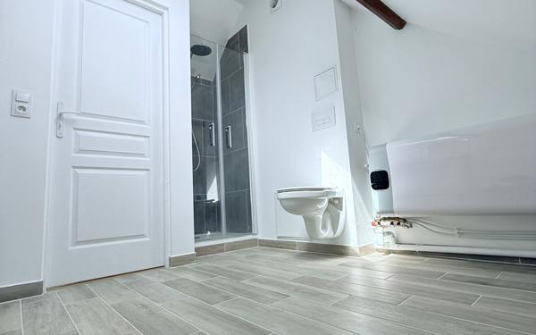 Maison à vendre    6 pièces •  Guise