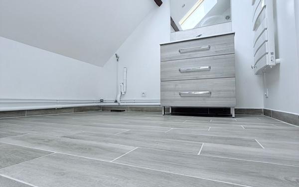 Maison à vendre    6 pièces •  Guise