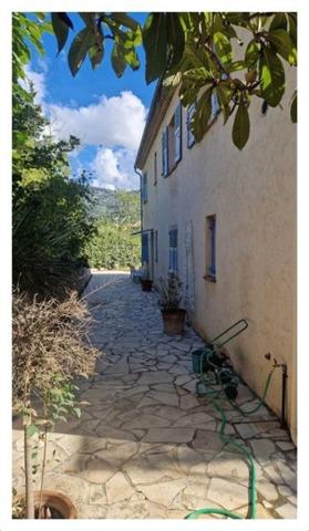 Maison à vendre 7 pièces PEYMEINADE (06)