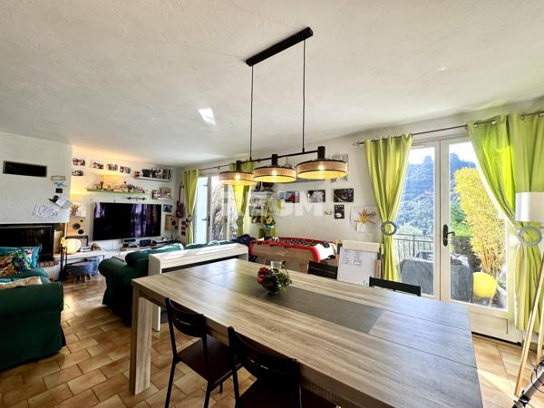 Les Adrets-de-l'Estérel (83600) AU CALME, MAISON 101m2 - 3 CHAMBRES - GARAGE