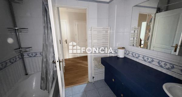 Location Appartement meublé 2 pièces 61.25 m² - Tours 37000