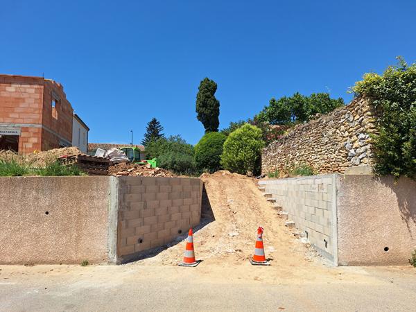 Terrain Bezouce 378 m2